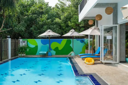 Outpost Weligama Beachfront Отели рядом с достопримечательностью «Resthouse Handiya Bo Tree»