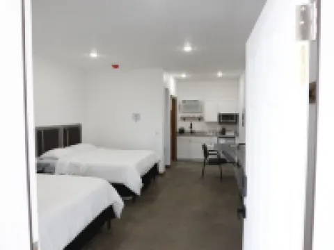 Bears Den Motel Hotels in Pine County