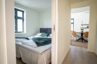 Vibrant Apartment on Bustling Street, above a Restaurant Perfect for Tourists,