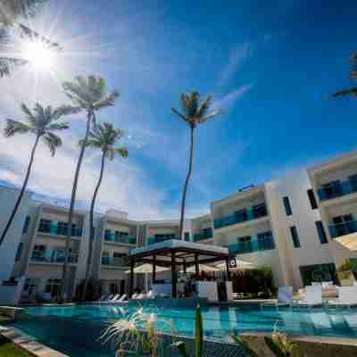 Outstanding 1 Bedroom Apartment Pool View B Fitness & Recreational Facilities
