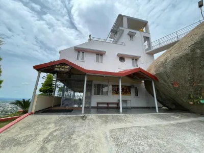 A2- Hill View Stay Kolar Hoteles cerca de Avani