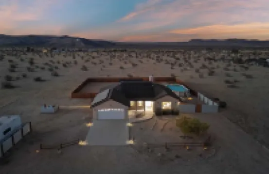 Casa De Kota by Avantstay Pool, Firepit, & Games Secluded & Chic