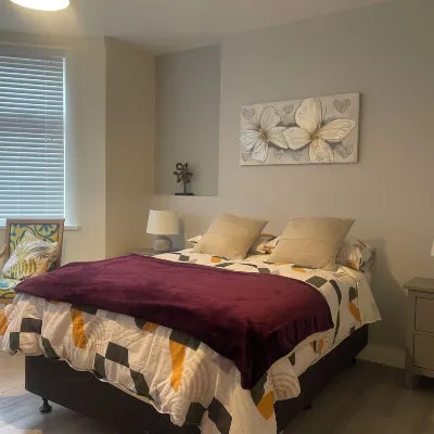 Regal Hotel Golders Green Hotels near Mill Hill East Station