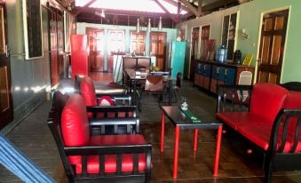 Unu Pikin Guesthouse