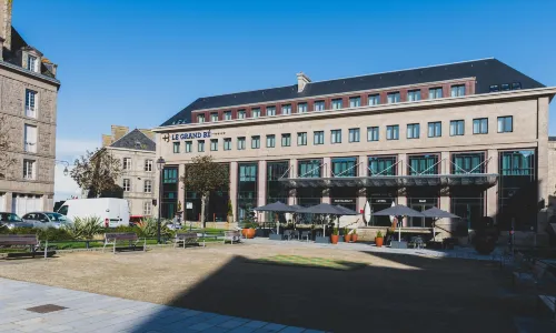 Golden Tulip Saint Malo - le Grand BÉ