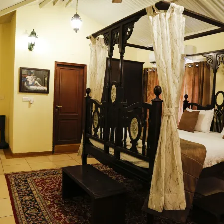 The Colonial Manek Manor by SAH