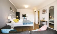The Harmony Rooms - พร้อมระเบียง