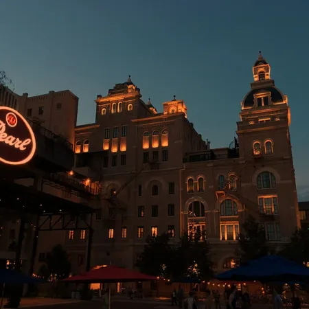 Hays #B Near Downtown Guest Studio Отели рядом с достопримечательностью «Стадион «AT&T-центр»»