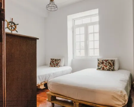 Jaca Hostel Porto da Cruz Hotels in Machico