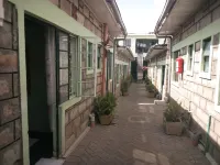 Canary Guest House - parking