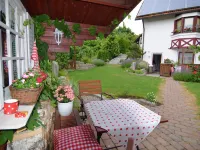 Quaint Apartment in Zeil am Main with Terrace Hotels in der Nähe von Schloss Weißenbrunn