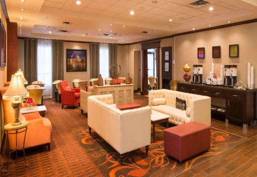 1. 햄프턴 인 토론..