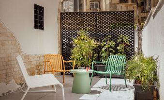 Colorbox - by Loginn Tel-Avivian Hotels