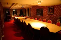 Hotell Wilhelmina - 3 Sao