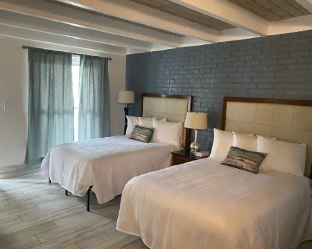 Gulf Coast Inn Hotels in Santa Rosa County