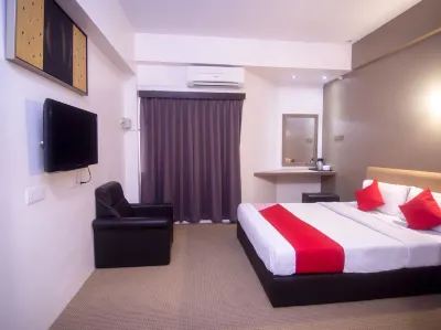 Super OYO 979 Hua Kuok Inn Hotel di Kuching Division