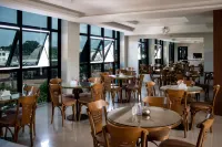 Hotel Universal Hotels in Santarem