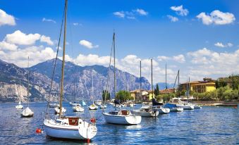 Rivoltella Apt with Pool 600m from Lake - Happy Rentals
