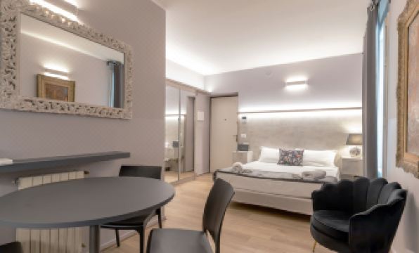 Milan Retreats Duomo Carrobbio