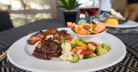 Anew Hotel Ocean Reef Zinkwazi - breakfast