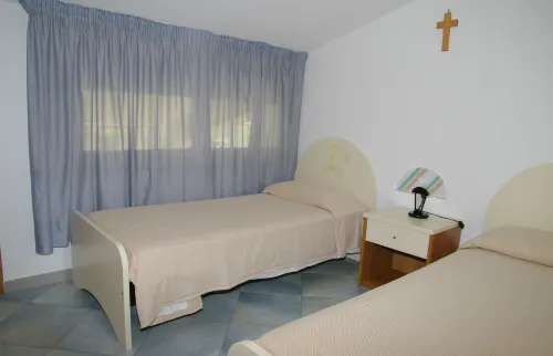 Spacious Apartment for 4 People in Residence