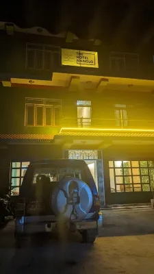 The Hotel Nanglo Các khách sạn ở 