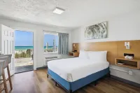 Sugar Sands Beachfront Hotel, a by the Sea Resort