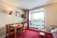 Résidence Pierre & Vacances Pyrenees 2000 le Séquoia Hotels in Bolquere