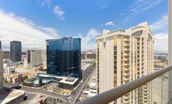Lucky Gem Penthouse Suites at Signature