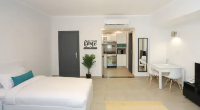 Prime 10月勝利節旅館 住宿飯店