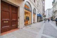 GuestHost - San Fermo Luxury Apartment - Condos
