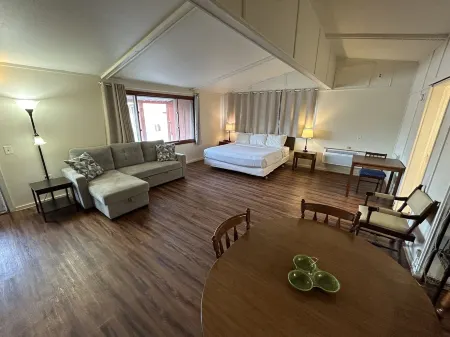 Valley Inn and Suites Отели рядом с достопримечательностью «WATER PARK»