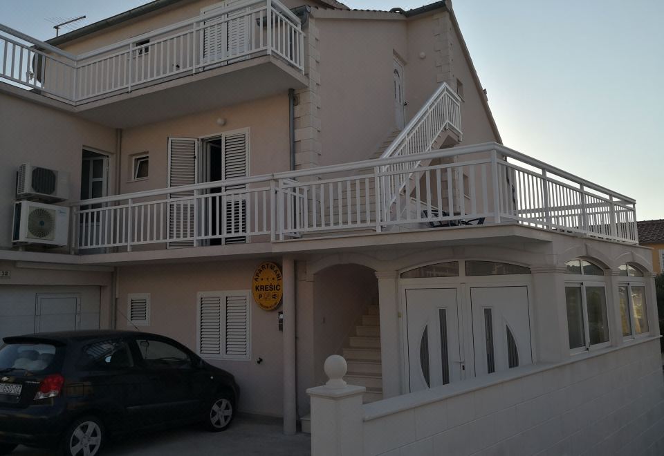 Apartmani KREŠIĆ 1 Hvar