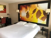 Logis l'Hôtel d'Arc Hotels in Bèze