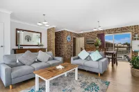 Richmond Motor Inn Hotels in Ballina