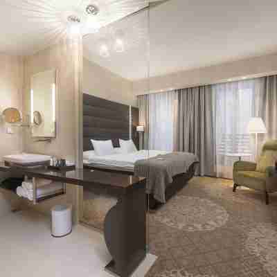 Lydia Hotel Rooms