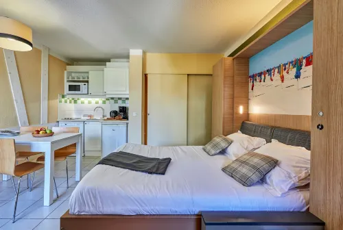 Residence Pierre & Vacances les Embruns - parking