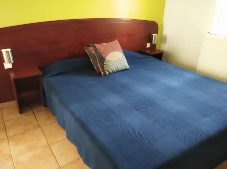 Tempo Hôtel Отели в г. Мийо