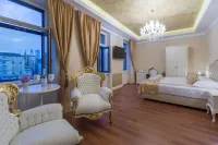 Central Square Heritage Hotel