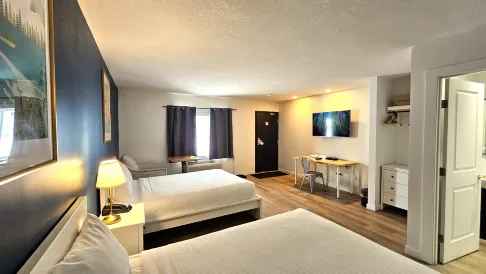Cloud 9 Inn