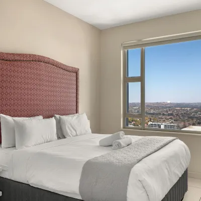 Easy Stay - the Tyrwhitt Rosebank Отели рядом с достопримечательностью «Браамфонтейн»