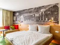MightyTwice Hotel Dresden Отели рядом с достопримечательностью «Клотче»