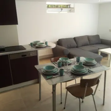 relaxation in Waterloo, 2 steps from the center of Brussels 鄰近滑鐵盧站的酒店