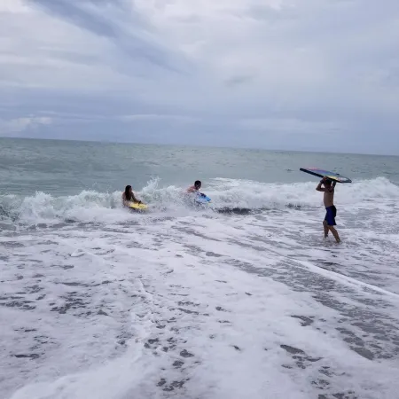 Gulf side condo be on the beach in minutes!