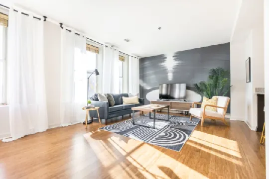 Chic Music-Inspired Getaway - Stylish Urban Retreat