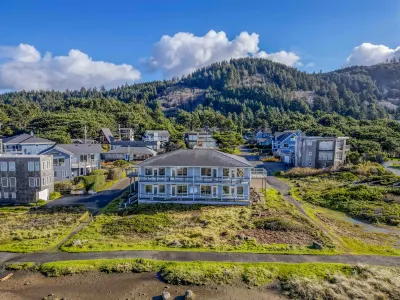 Arbor House South Hotels near Ya'Xaik Trail