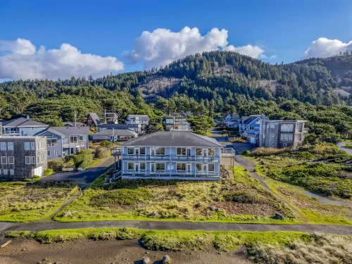 Arbor House South Hotels in Yachats