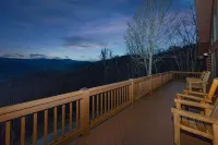 Stunning Views and Relaxing Hot Tub - Charming Mountain Retreat