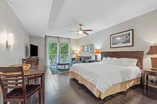 Charming Condo with Pool Access and Golf Course Nearby - Delightful Retreat Hotels in Walton County