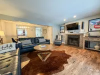 Game Room and Trail Access Adventure - Charming Cozy Retreat